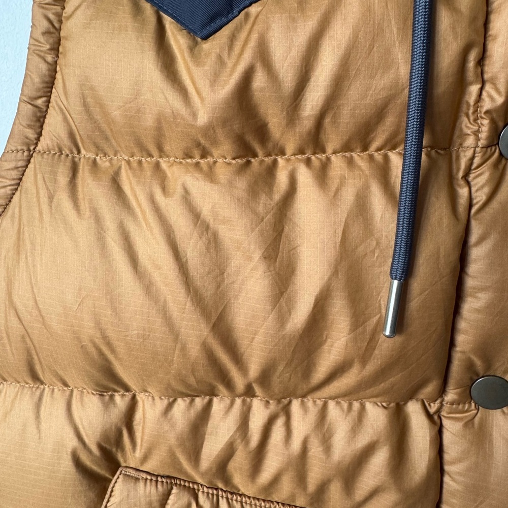 Patagonia Women's Bivy Hooded Vest Size M - Picture 16 of 16